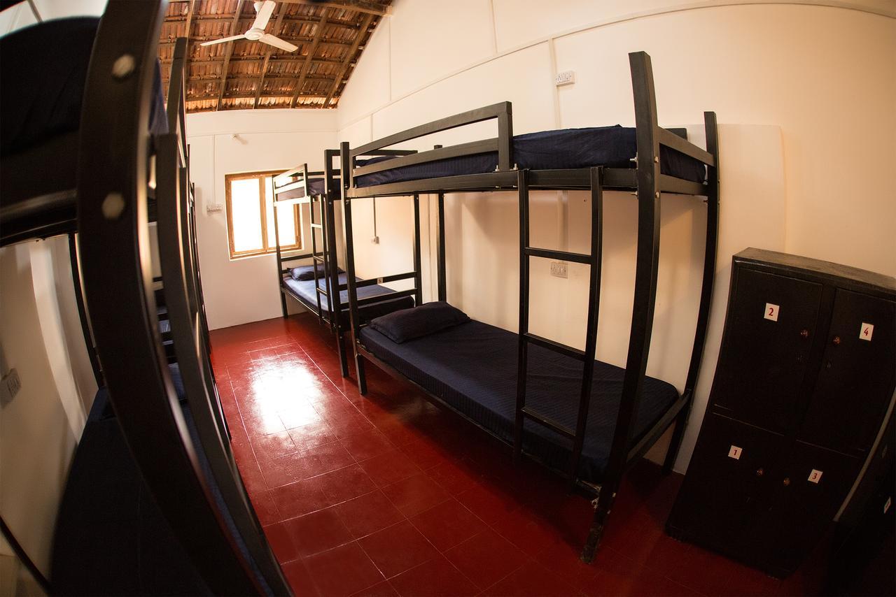 Dreams Hostel Вагатор Екстер'єр фото