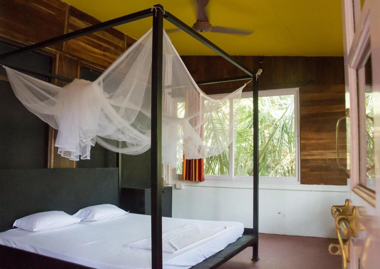 Dreams Hostel Вагатор Екстер'єр фото