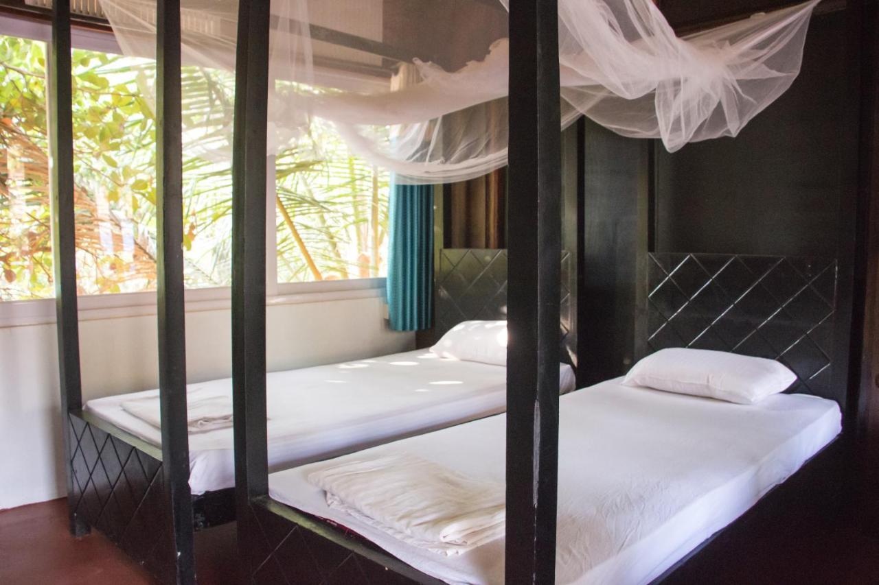 Dreams Hostel Вагатор Екстер'єр фото